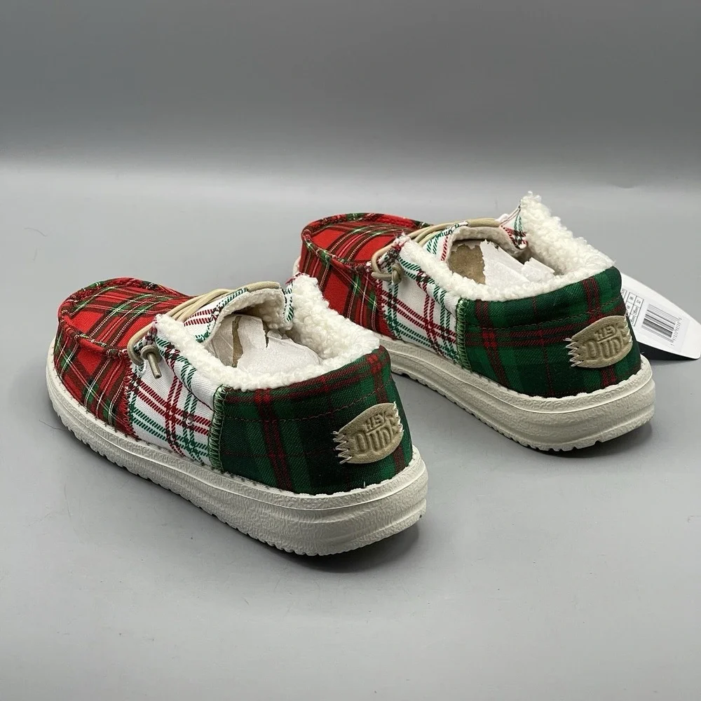Hey‎ Dude Wally Youth Shoes US J1 Plaid Tartan Red White Green Slip-On Festive